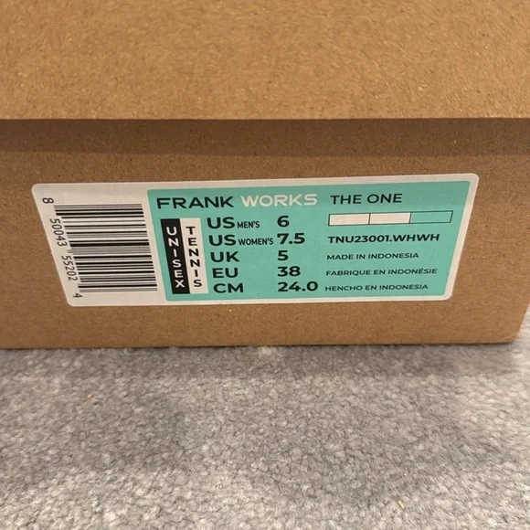 Frank Works THE ONE Unisex Tennis Shoe Size Men 6 /Women 7.5 White Strap NIB - Picture 2 of 8